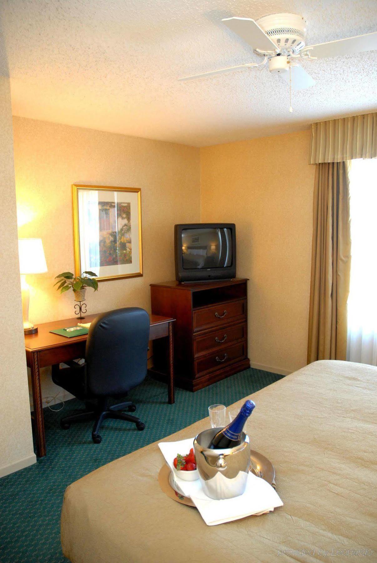 Staybridge Suites - Columbus - Worthington, An Ihg Hotel Room photo
